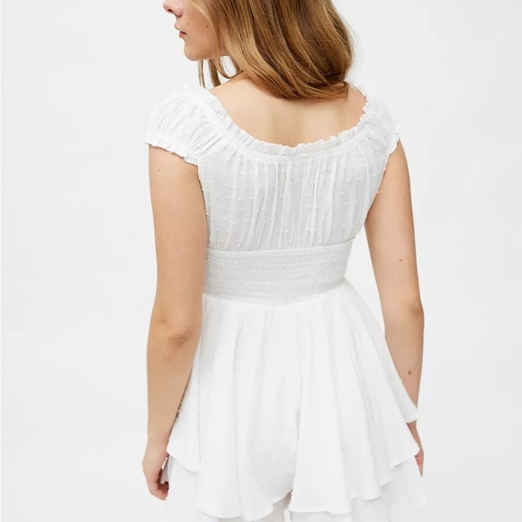 Urban Outfitters White Ruffled Smocked Romper - Picture 2 of 7